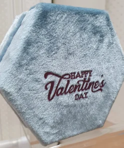 Alternative view of 20 scatoline in velluto esagonali celesti porta confetti bomboniera segnaposto matrimonio